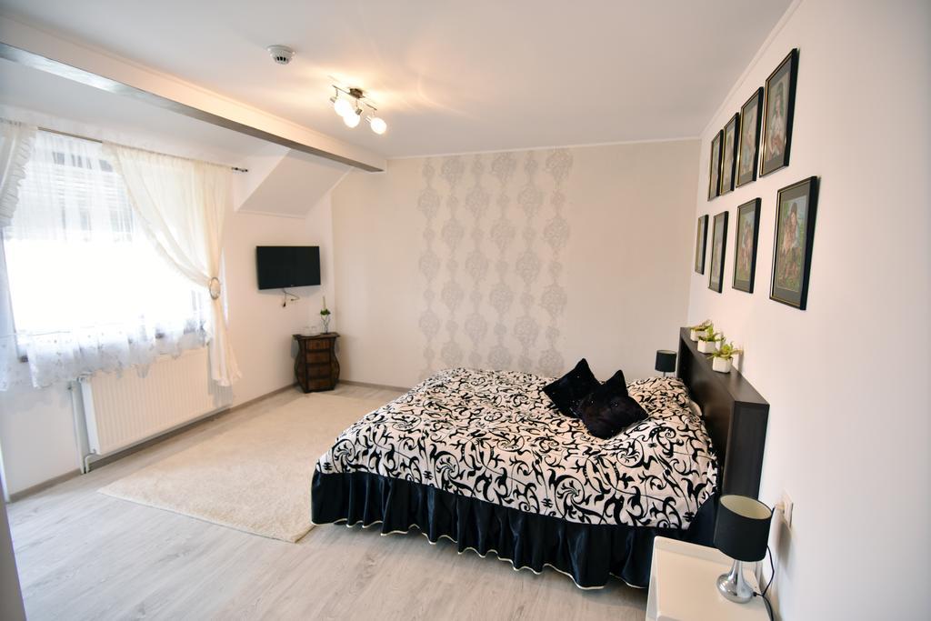 Pensiunea Casa Elena Agnita Habitación foto